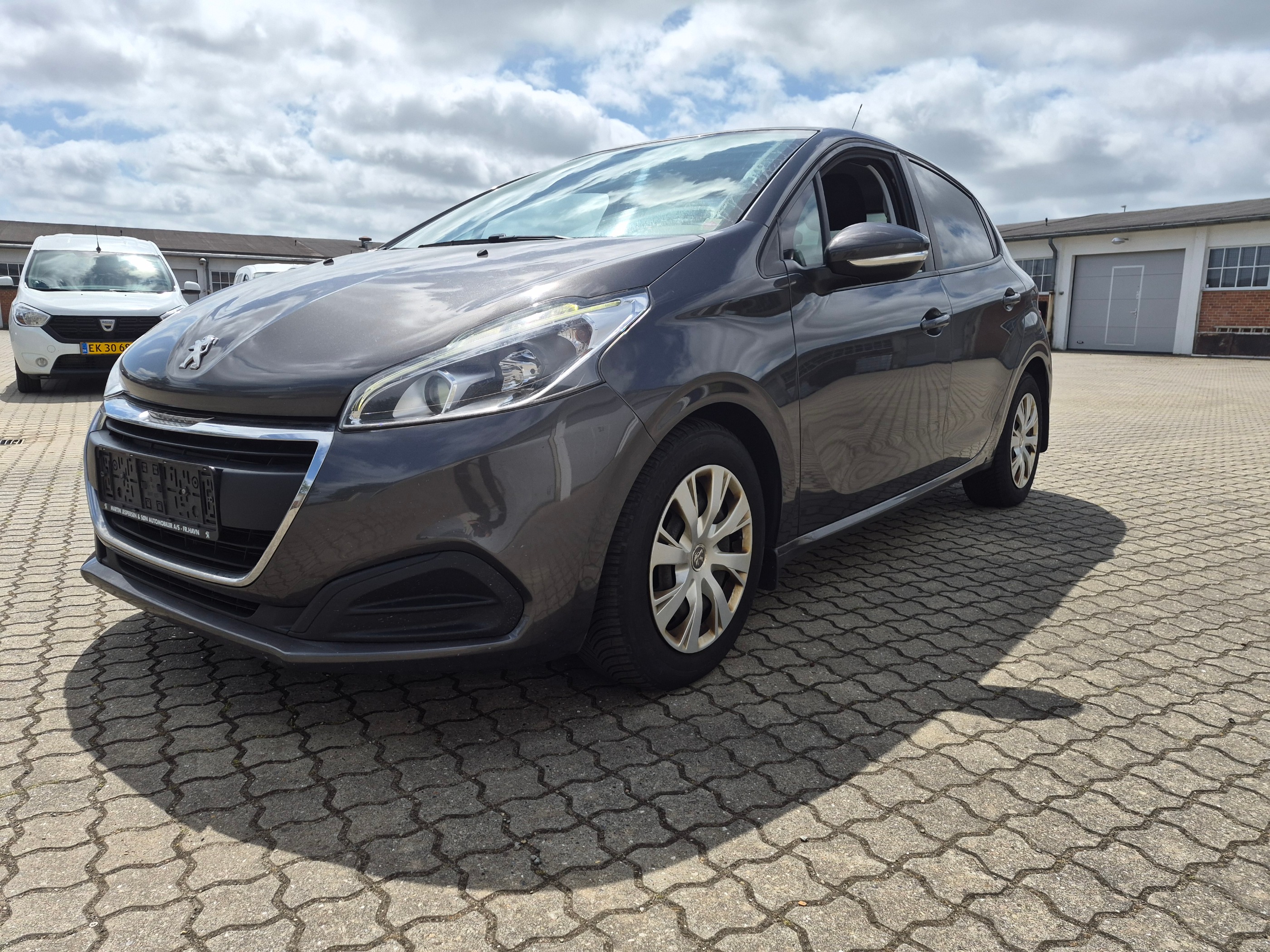Peugeot 208 · 2018